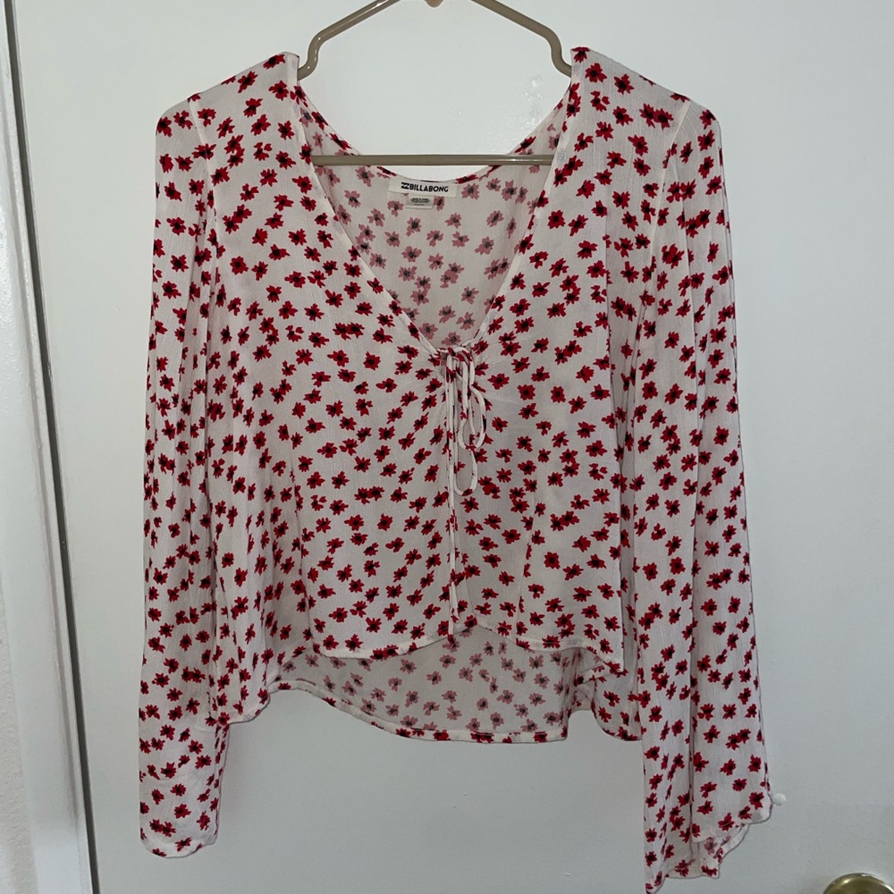 Billabong Long sleeved flowy shirt